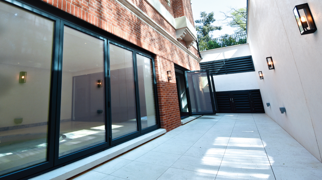 3 Benefits of Bi Folding Doors