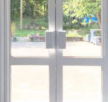 aluminium commercial doors london