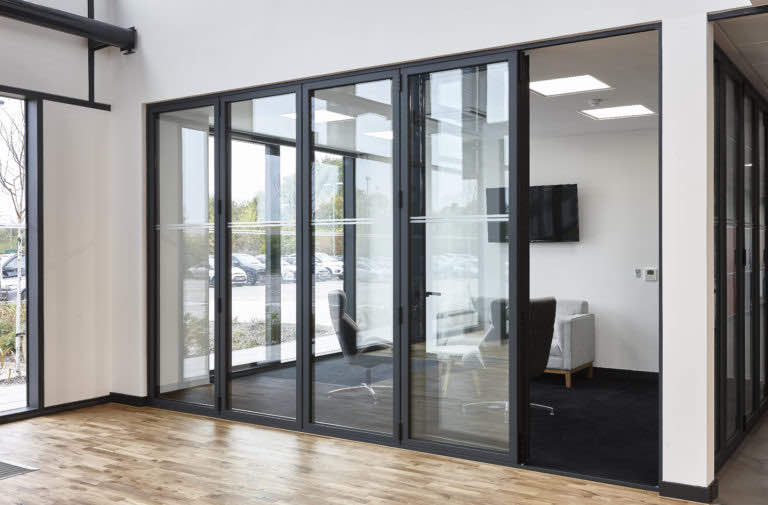 aluminium door suppliers Lodnon